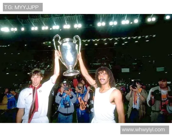 荷兰足球传奇范巴斯滕的辉煌生涯与影响力解析